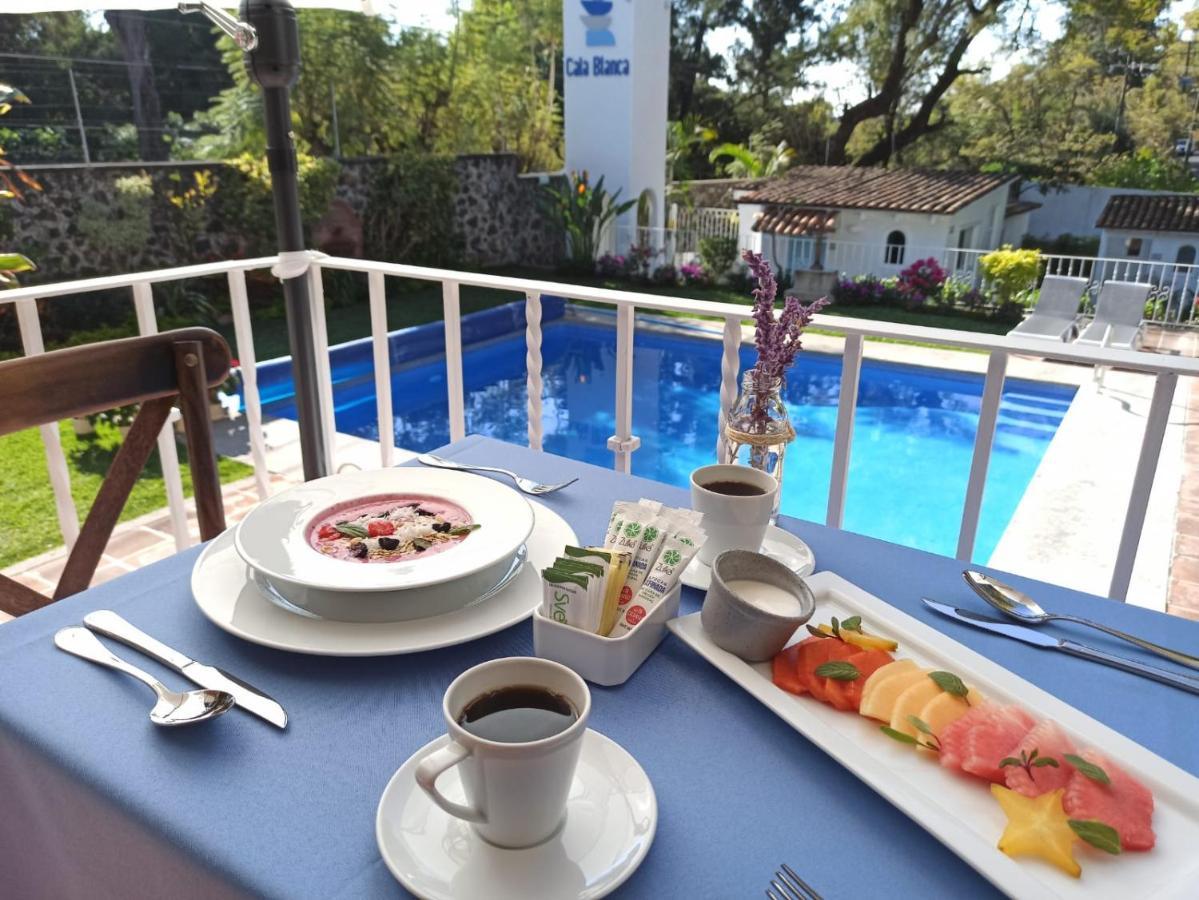 Hotel Cala Blanca Cuernavaca Bagian luar foto