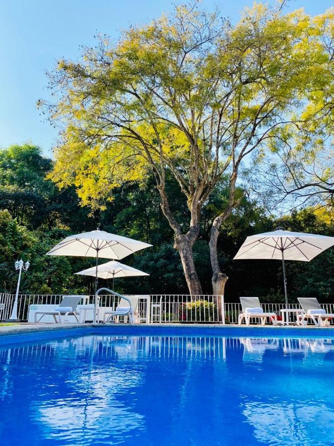 Hotel Cala Blanca Cuernavaca Bagian luar foto
